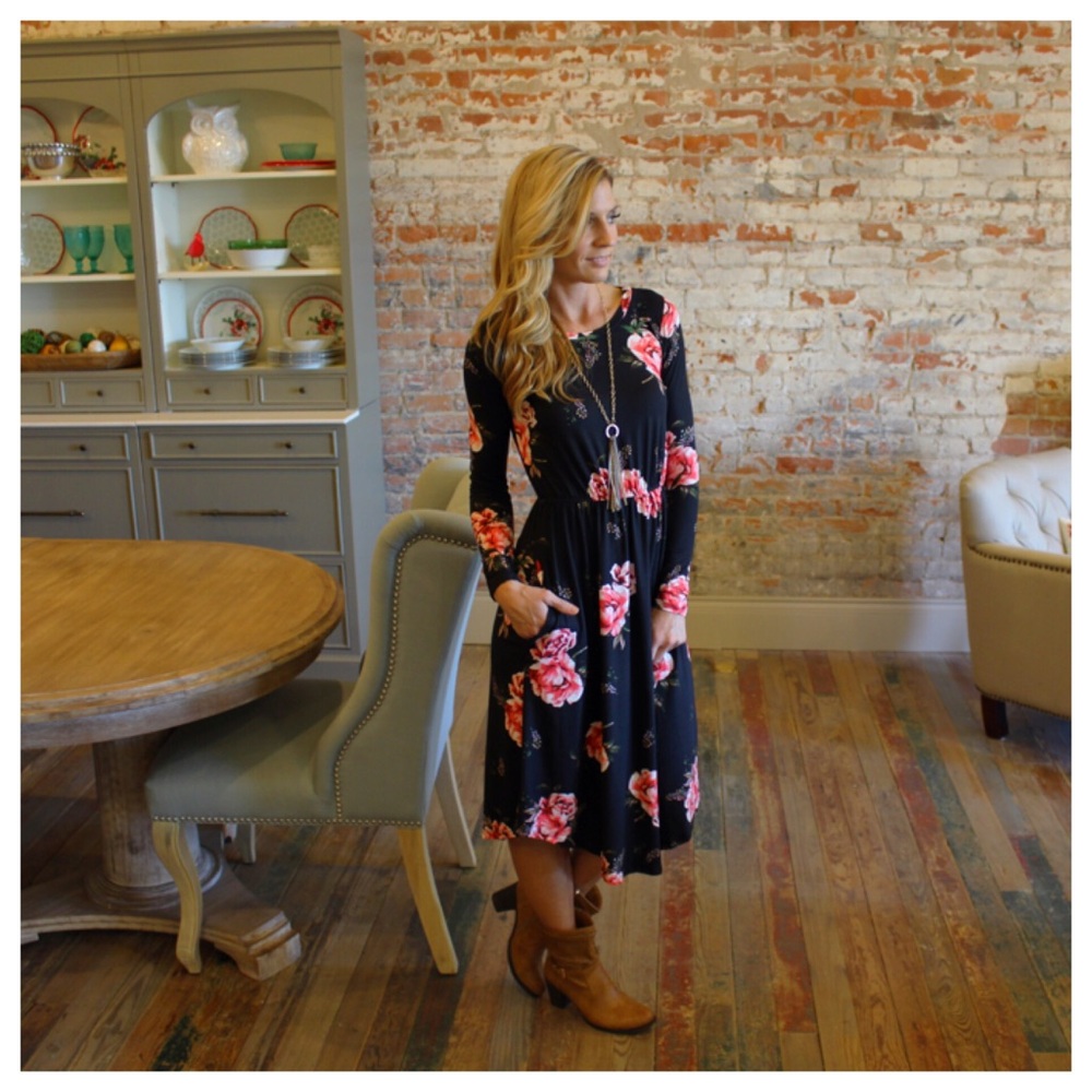 Black floral soft thick knit midi dress